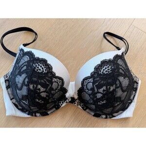Victoria's Secret Bra Lace 34D Black White “Very Sexy Push-Up Bra”